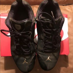 NIKE JORDAN JETER CLUTCH METAL LOW BASEBALL CLEAT
